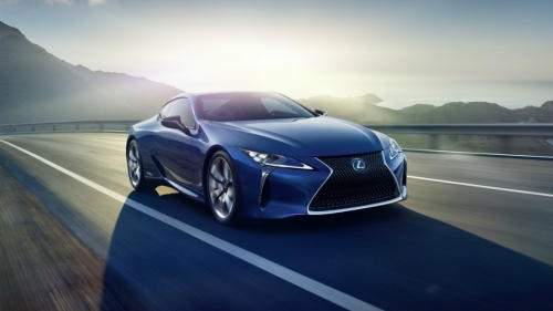 Спорткар Lexus LC 500 стал гибридным